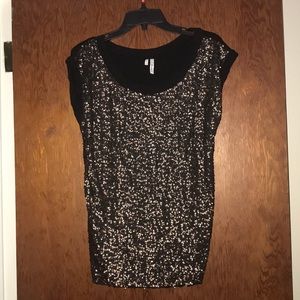 Women’s shirt